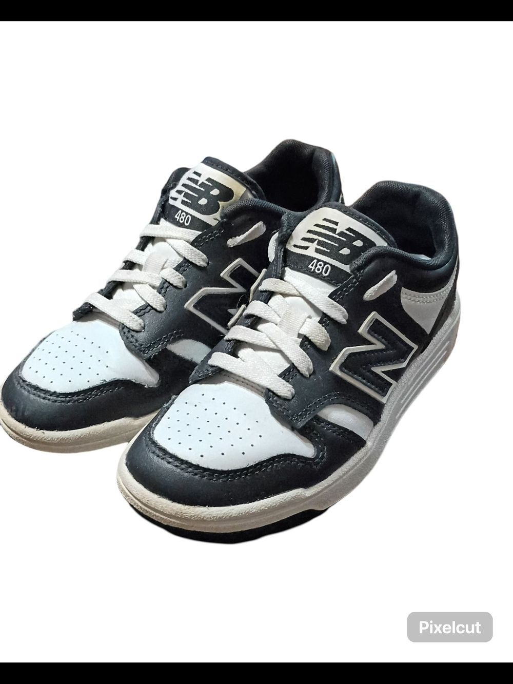 New Balance 480 Leather Sneakers in Black & White | Size 1 Youth